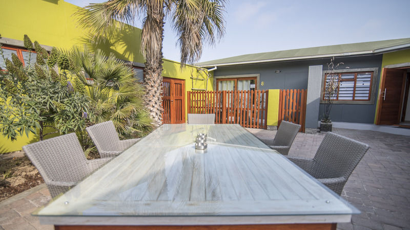Organic Stay Guesthouse Swakopmund Bagian luar foto